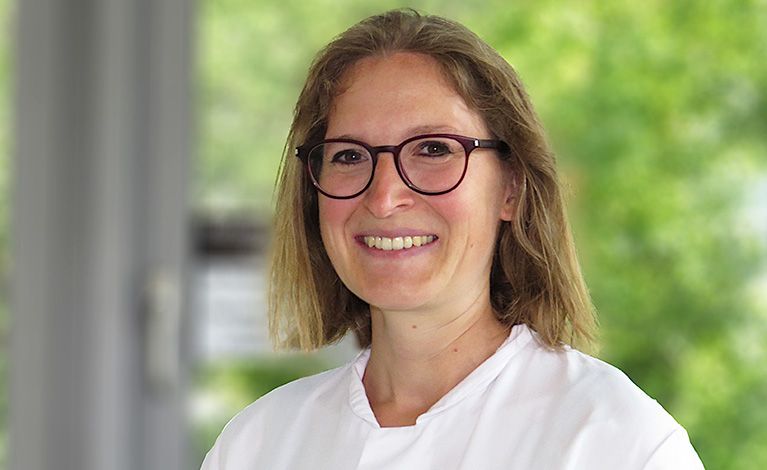 Portraitbild von Juliane Becker / Fotograf: Stefan Krummer / Universitätsklinikum Würzburg