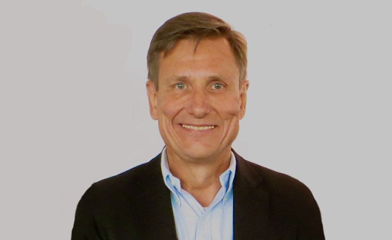 Portraitfoto von Prof Dr. med. Klaus-Peter Lesch