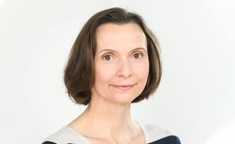 Portraitfoto von Elke Greiter