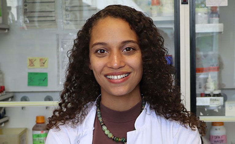 Portraitbild von Prof. Dr. Rhonda McFleder