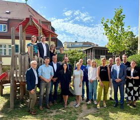 Gruppenbild Protagonisten des Childhood-Hauses Würzburg