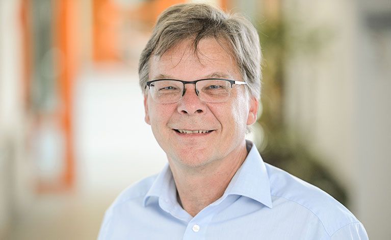 Portraitfoto von Detlef Lumbsch