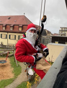 Feuerwehrmann als Nikolaus