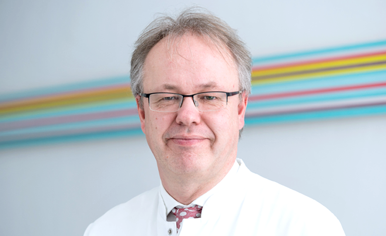 Portraitfoto von Prof. Dr. Matthias Goebeler