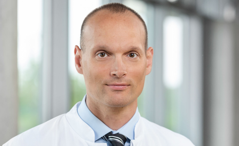 Portraitfoto von Prof. Dr. med. R. Jakubietz