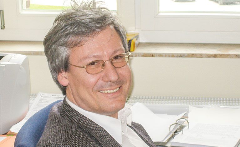 Portraitfoto von Prof. Dr. med. Jürgen Deckert