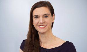 Portraitfoto von Prof. Dr. rer. nat. Katrin Heinze