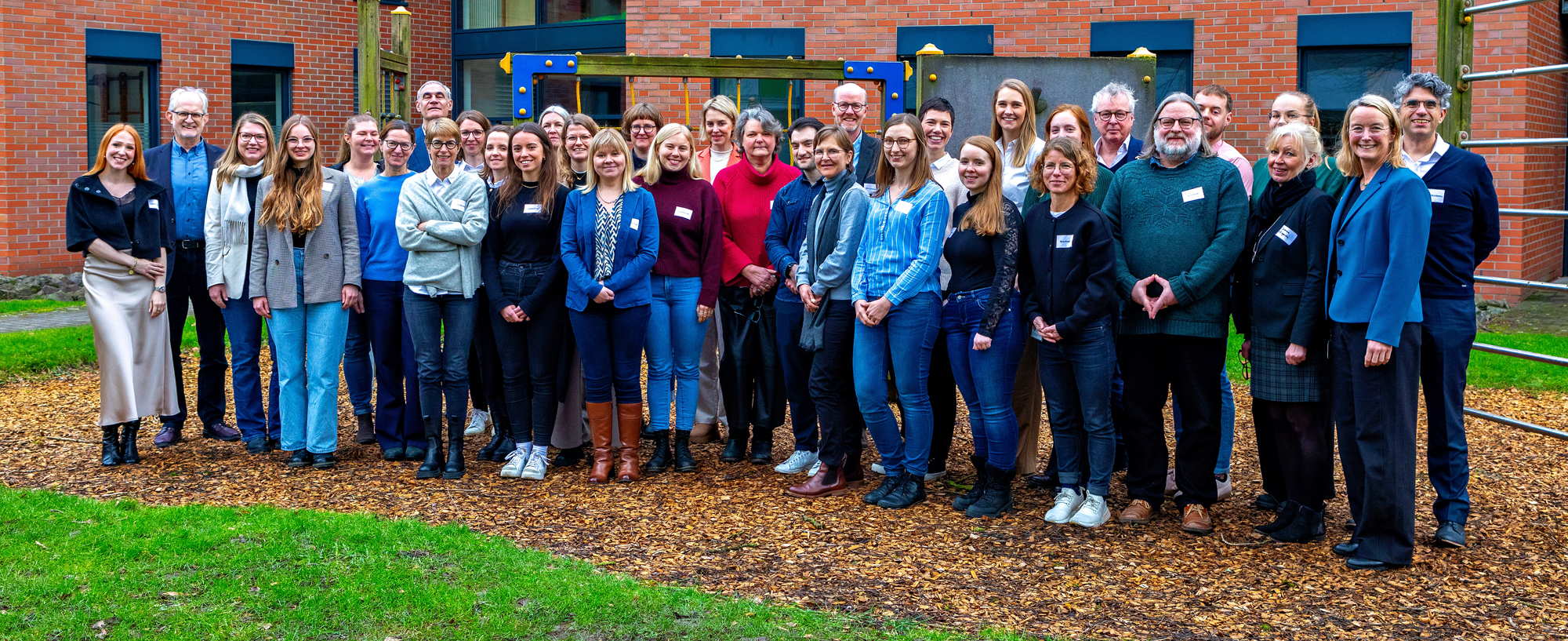 Beim Kick-Off-Treffen von „B(e) NAMSE“ kamen Vertreterinnen und Vertreter aller Projektpartner in Bochum zusammen 